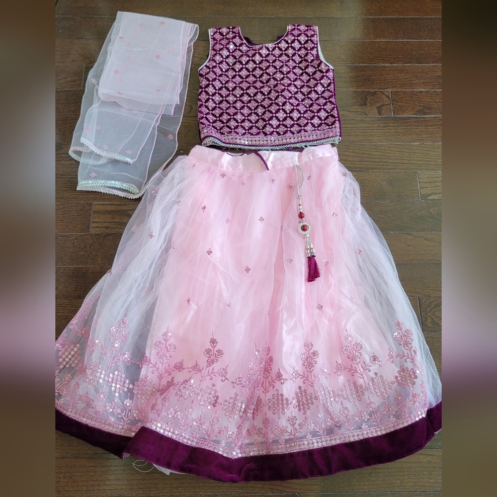 Girls Lehenga Choli Purple/Pink with custom embroidery sz: 8-9 yrs (130)